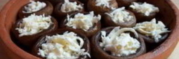 грибы под сыром в духовке