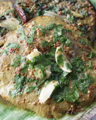 Грибы с горчицей, маслом и петрушкой на гриле