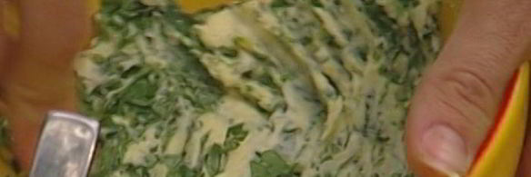 грибы с горчицей, маслом и петрушкой на гриле