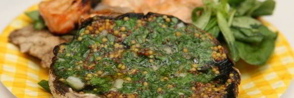 грибы с горчицей, маслом и петрушкой на гриле