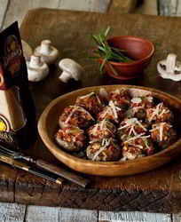 Грибы, запеченные с перцем и миндалем