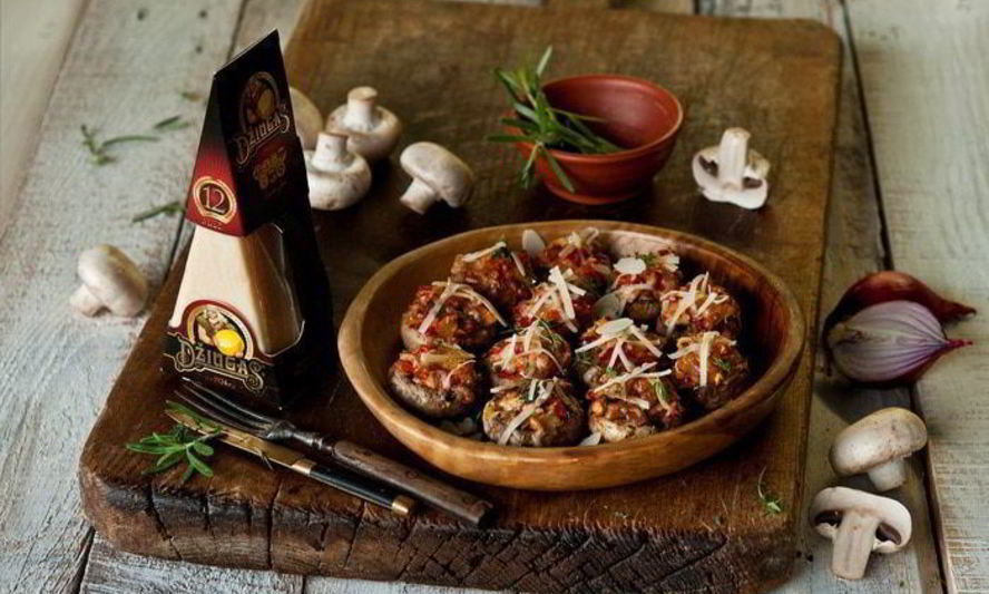 Рецепт грибов, запеченных с перцем и миндалем