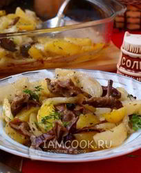 Лисички с картошкой в духовке