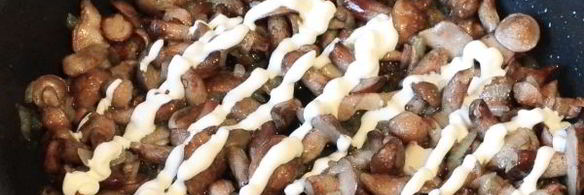 маслята жареные в сметане