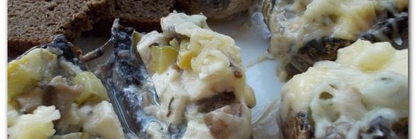 печеные шампиньоны с адыгейским сыром и соленым огурцом