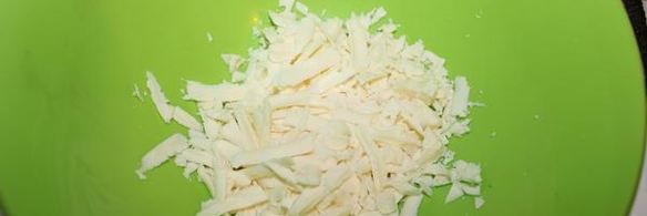 шампиньоны, фаршированные кинзой и брынзой