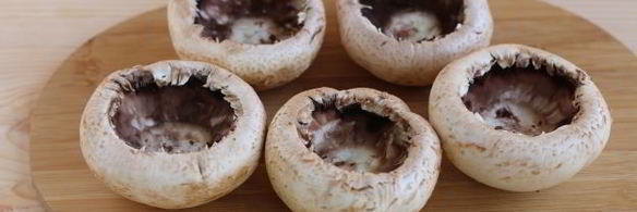 шампиньоны, фаршированные перловкой