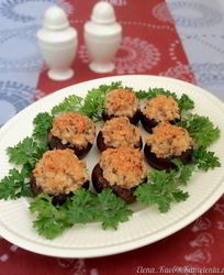 Шампиньоны фаршированные