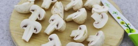 шампиньоны с болгарским перцем и пармезаном