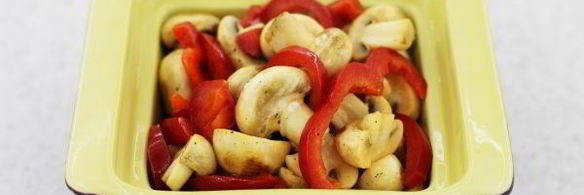 шампиньоны с болгарским перцем и пармезаном