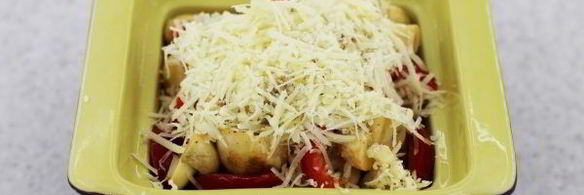 шампиньоны с болгарским перцем и пармезаном