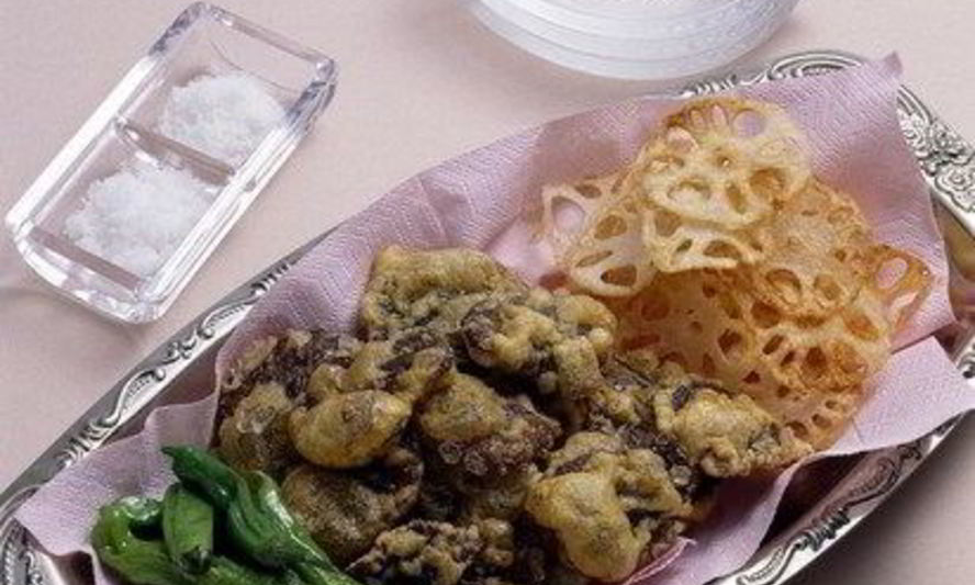 Рецепт золотистых грибов в кляре с зеленым луком