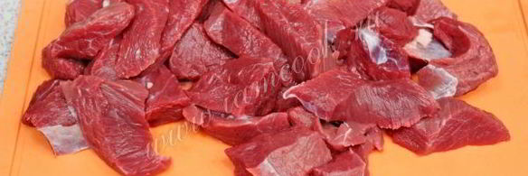 гуляш из говядины в мультиварке