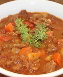 Гуляш в мультиварке