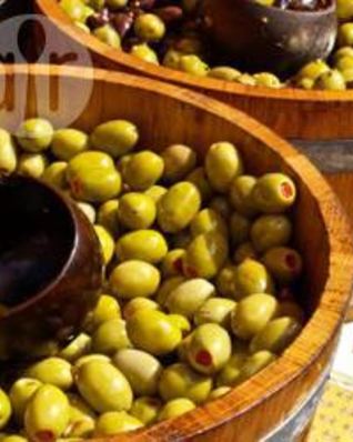 Картофельные клецки с начинкой из индейки и маслин