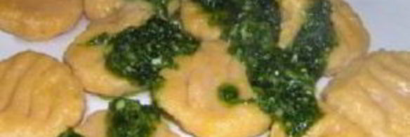 клецки из тыквы с кориандром алмонд песто