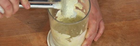 фалафель в пите с соусом гуакамоле и овощами