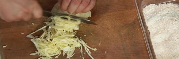 фалафель в пите с соусом гуакамоле и овощами