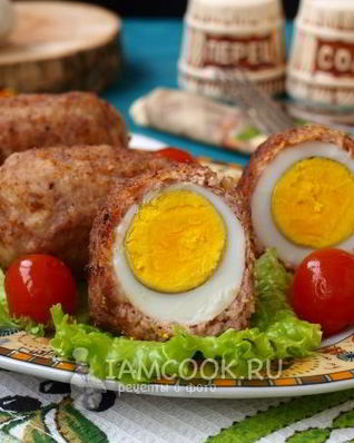 Котлета с яйцом внутри