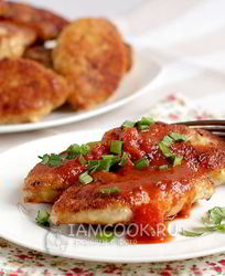 Котлеты из куриного фарша с сыром на сковороде