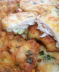 Куриные котлеты с кунжутом и зеленым луком
