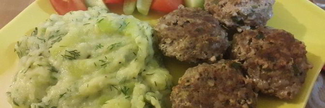 Мясные котлеты с гречкой и кабачковое пюре