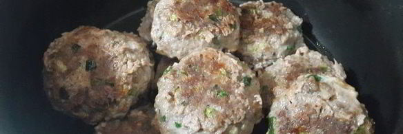 мясные котлеты с гречкой и кабачковое пюре