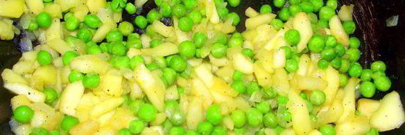 мясные котлеты с необычным подливом из яблока