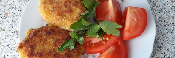 рыбные котлеты из минтая с морковью и луком