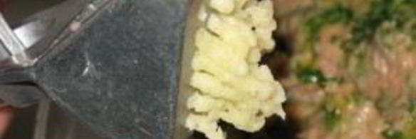 рыбные котлеты с грибами