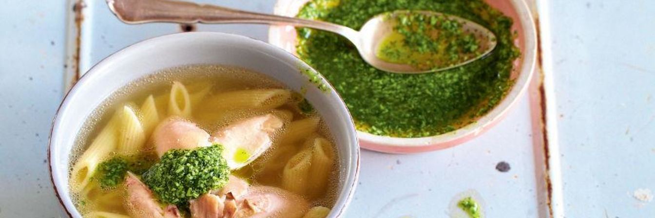 Куриная лапша в новом стиле с песто из укропа