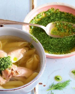 Куриная лапша в новом стиле с песто из укропа