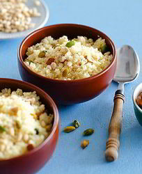 Кускус с орехами в мультиварке