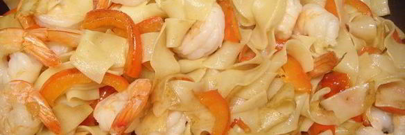 лапша паппарделле с креветками и сладким перцем