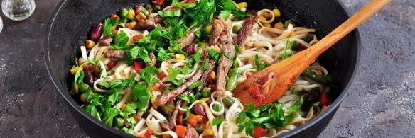 лапша удон с говядиной и овощами