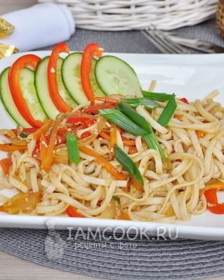 Лапша удон с овощами