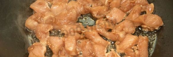 лапша вок с курицей и кабачками