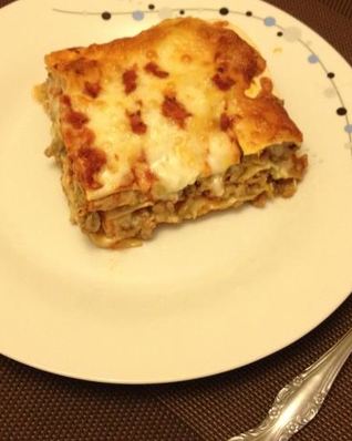Лазанья мясная под томатным соусом