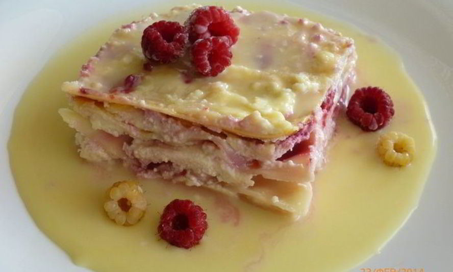 Рецепт лазаний с творогом и малиной