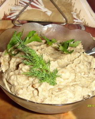 Баклажанная паста