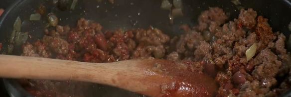 крахмальные каннеллони с острым фаршем