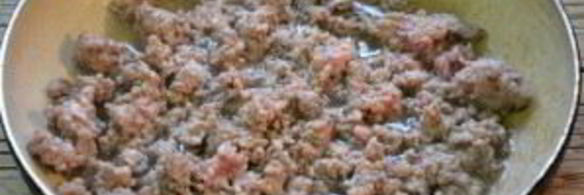 макароны с фаршем под соусом