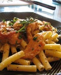 Макароны с куриным филе