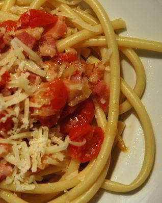 Паста аматричиана