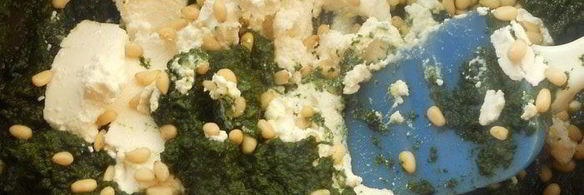 паста ракушки со шпинатом, рикоттой и кедровыми орешками