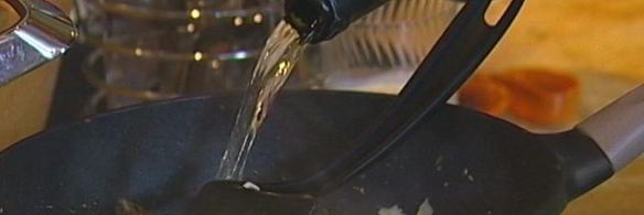 паста с грибами, цыпленком и сливочным соусом