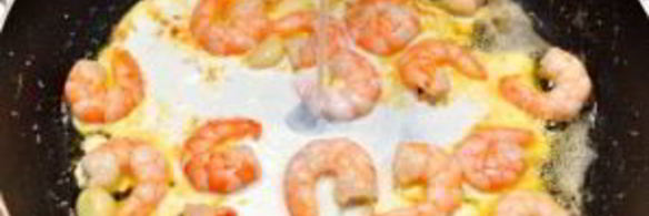 паста с креветками и соусом альфредо