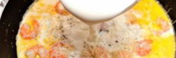 паста с креветками и соусом альфредо