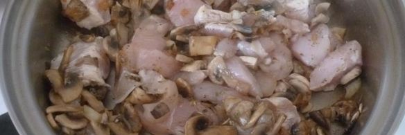 паста с курицей и грибами