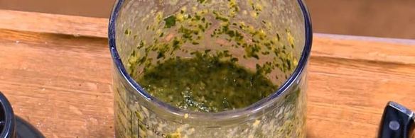 паста с тунцом, авокадо и сладким перцем